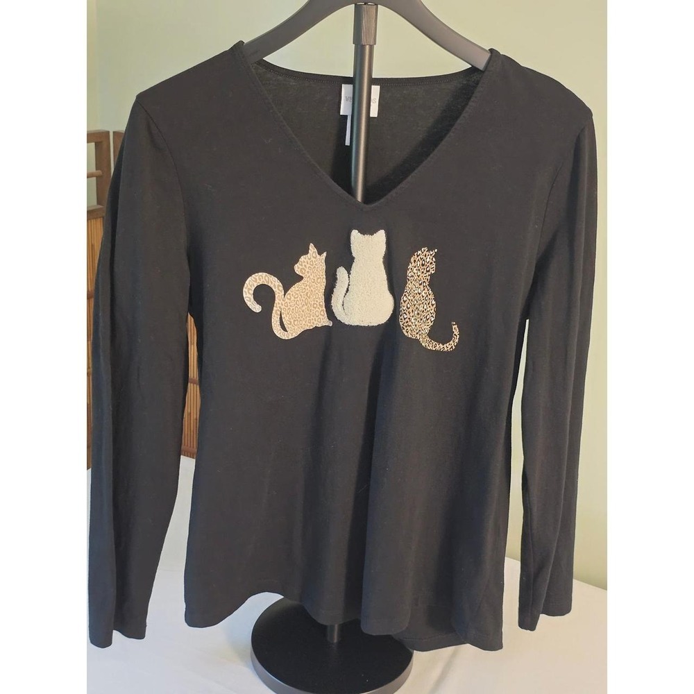 Weekends by Chicos Black Cotton V-Neck Long Sleeve Cat Applique Top Feastive